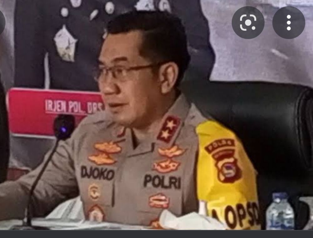 Kapolda NTB Irjen Djoko Purwanto saat memberikan keterangan 