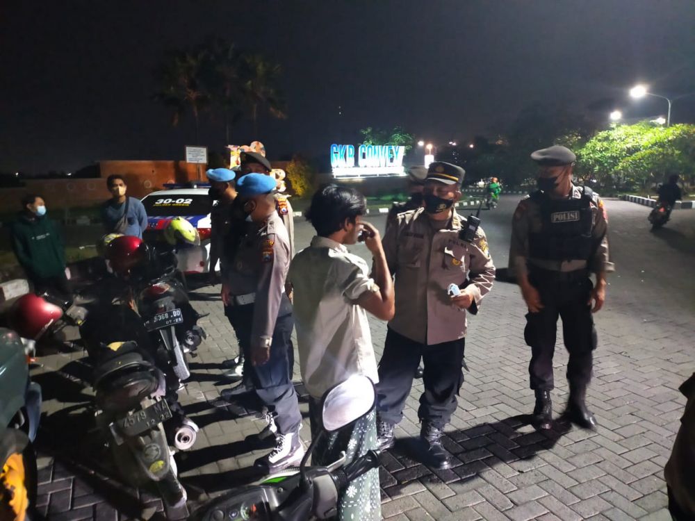 Polres Gresik gelar Ops Yustisi Aman Nusa ll di Bundaran GKB 