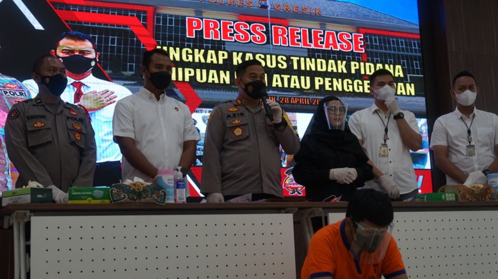 Polres Gresik amankan tersangka beserta barang buktinya 