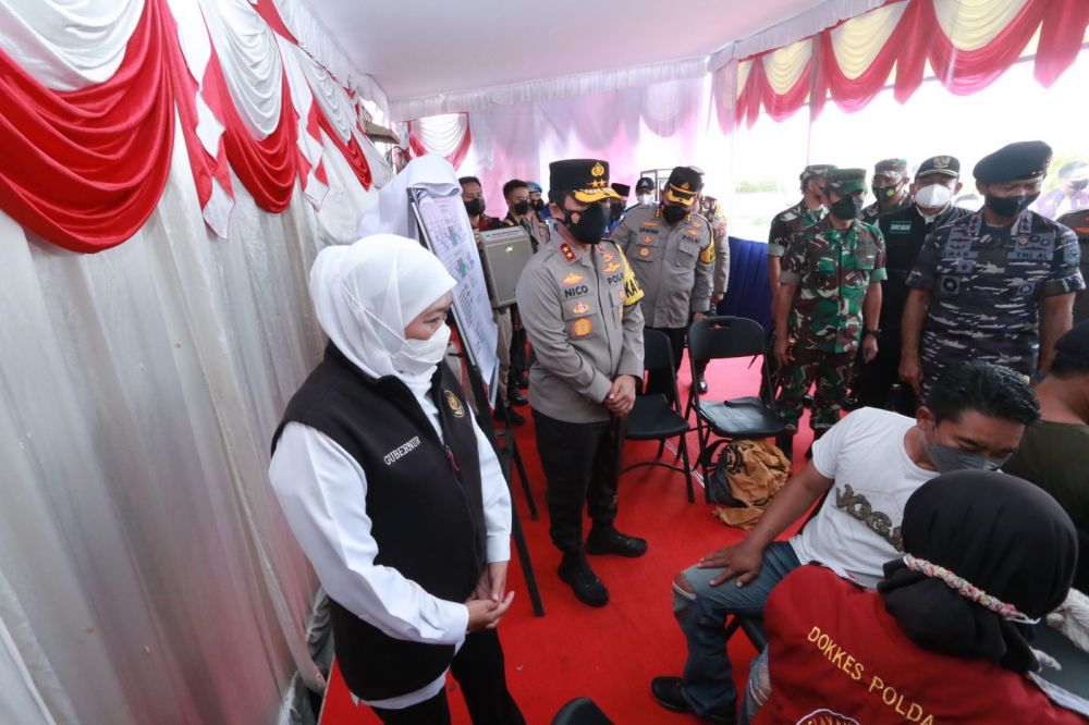 Forkopimda Jatim saat tinjau Pospam dan Posyan di Ngawi