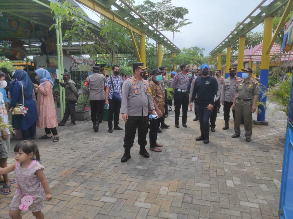 Kapolres Gresik AKBP Mochamad Nur Azis saat tinjau tempat wisata Lontar Sewu