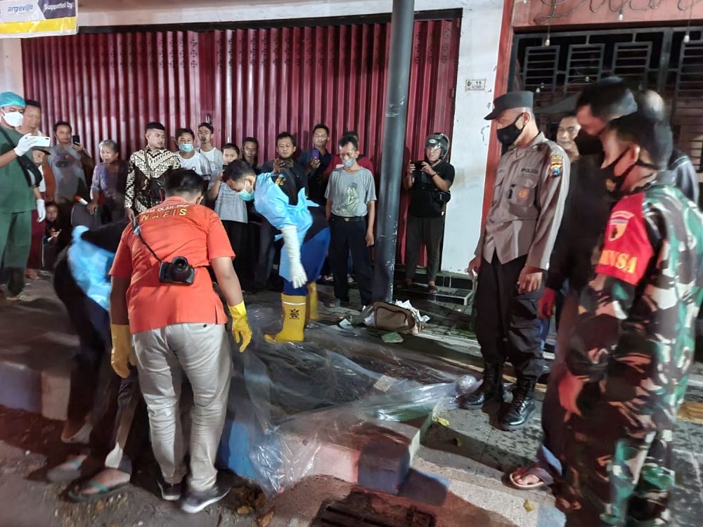 Seorang Lelaki MD di Tepi Jalan Raya, Diduga ODGJ