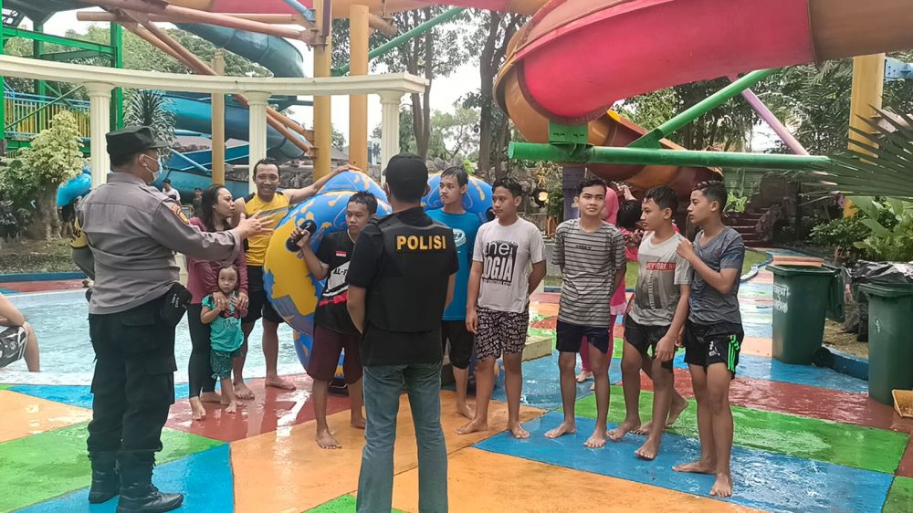Polisi Gresik antisipasi tempat wisata khususnya wahana air