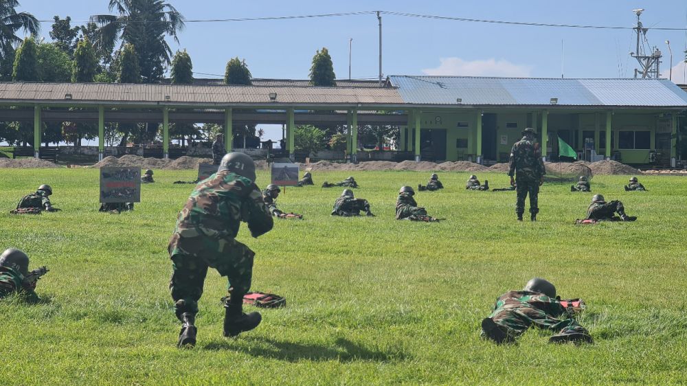 Siswa Satdik 2 Makassar Kodiklatal bentuk naluri tempur