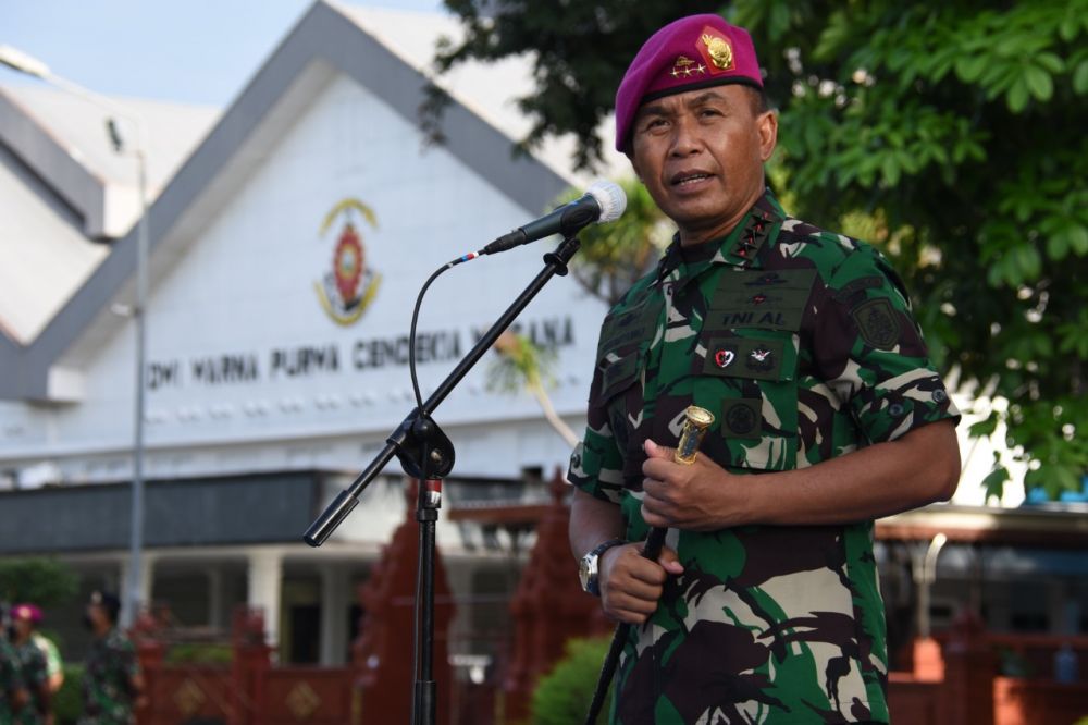 Dankodiklatal Letjen TNI Marinir Suhartono saat pimpin apel khusus