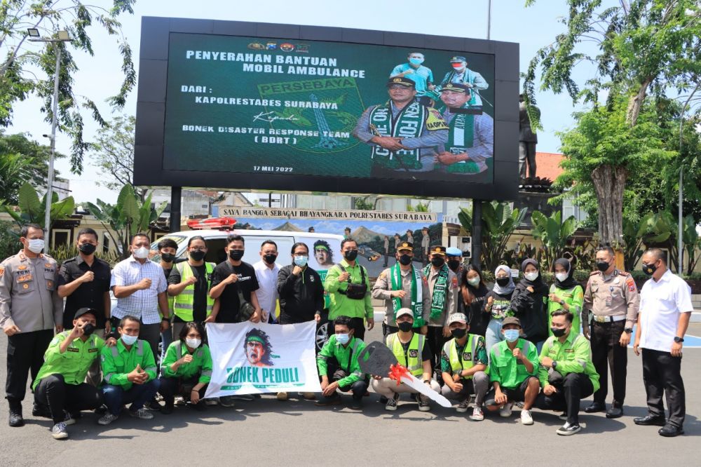 Jelang Ultah ke-95, Kapolrestabes Surabaya Berikan Bantuan Ambulance ke BDRT