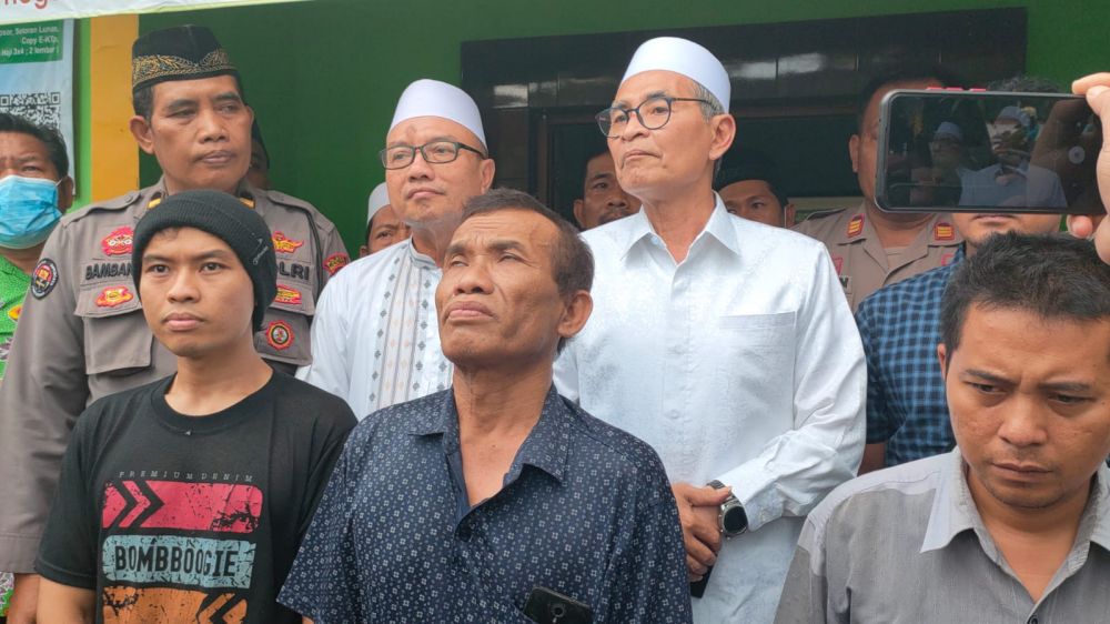 Polsek Wonorejo dan Polsek Purwosari Polres Pasuruan sadarkan kelompok diduga aliran sesat