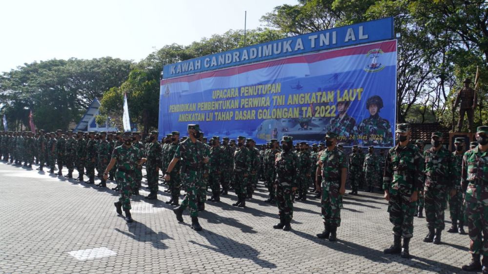 Sebanyak 684 siswa Diktukpa TNI AL selesai pendidikan dasar golongan