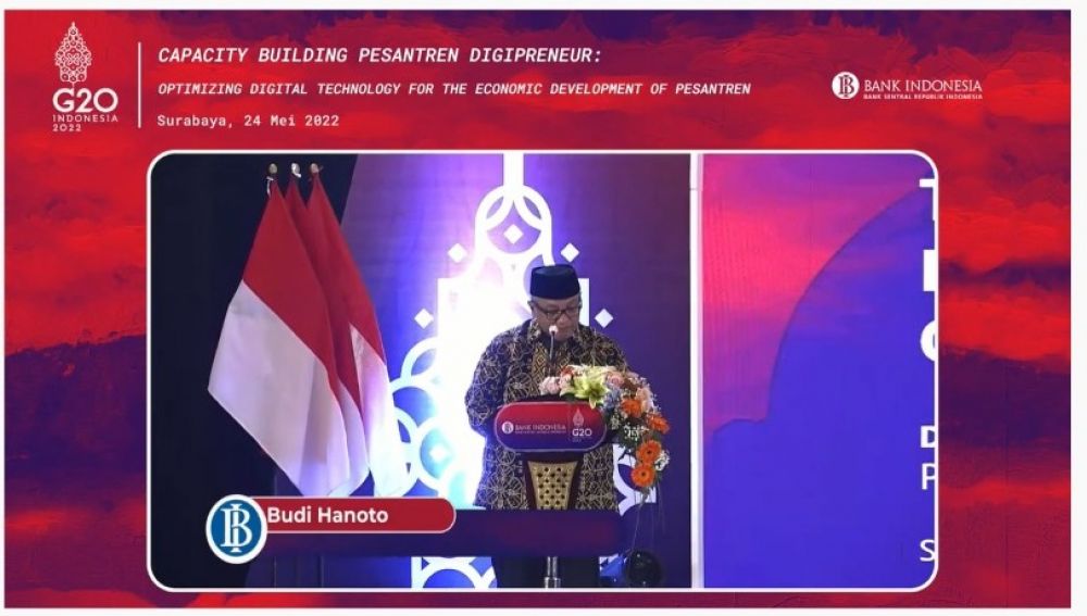 Kaper BI Jatim Budi Hanoto saat memberikan sambutan