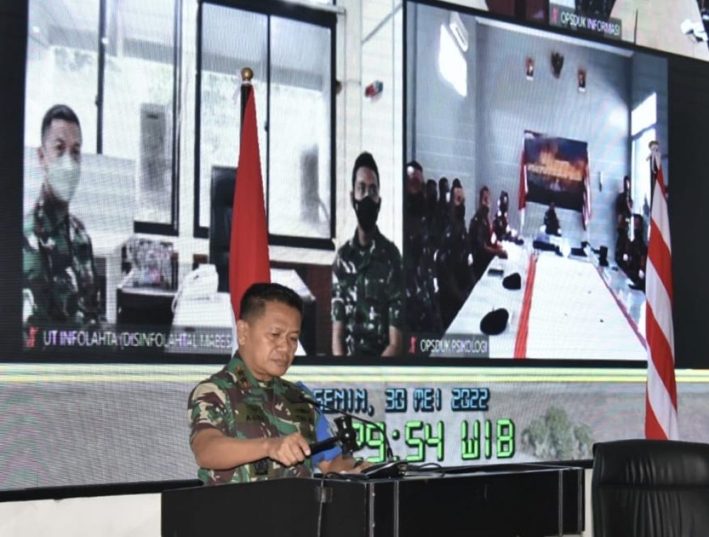 Laksda TNI Agus Hariadi saat memberikan sambutan
