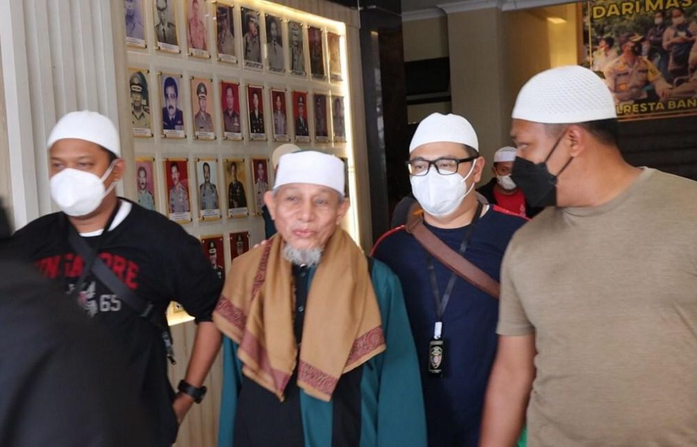 Polri memaparkan penangkapan pimpinan Khilafatul Muslimin