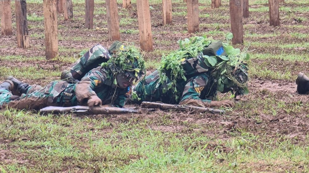 Siswa Satdik 2 Dikmata dan Dikmaba saat latihan Perembesan