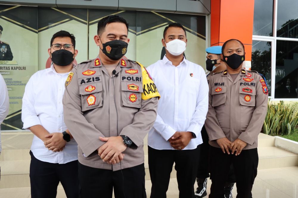Kapolres Gresik AKBP Mochamad Nur Azis saat memberikan keterangan 