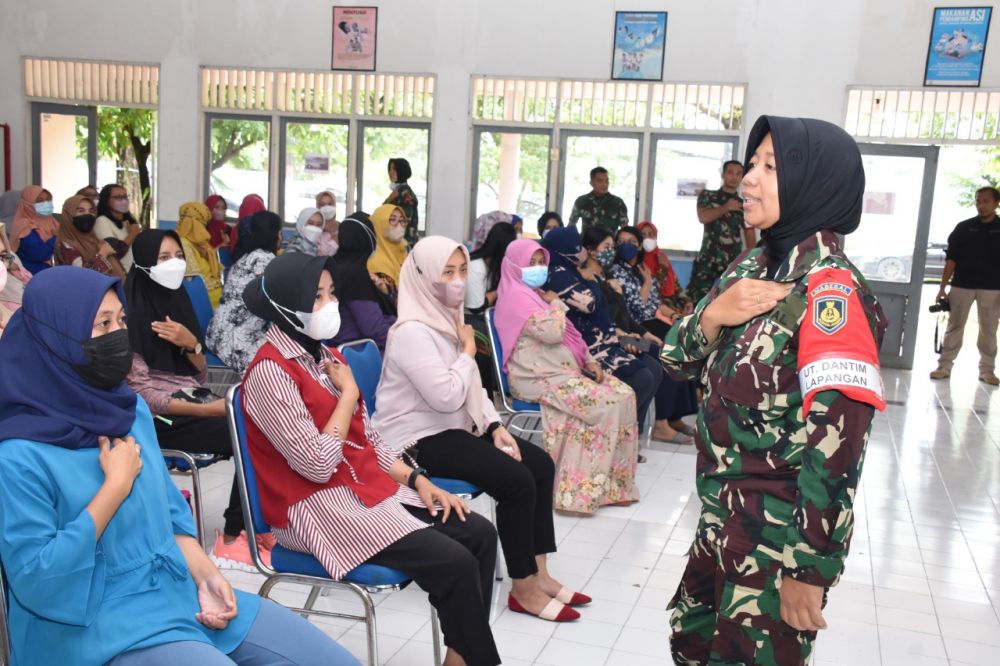 Ratusan istri prajurit ikuti terapi psikologi