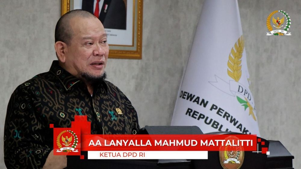 Ketua DPD RI AA LaNyalla Mahmud Mattalitti saat memberikan sambutan