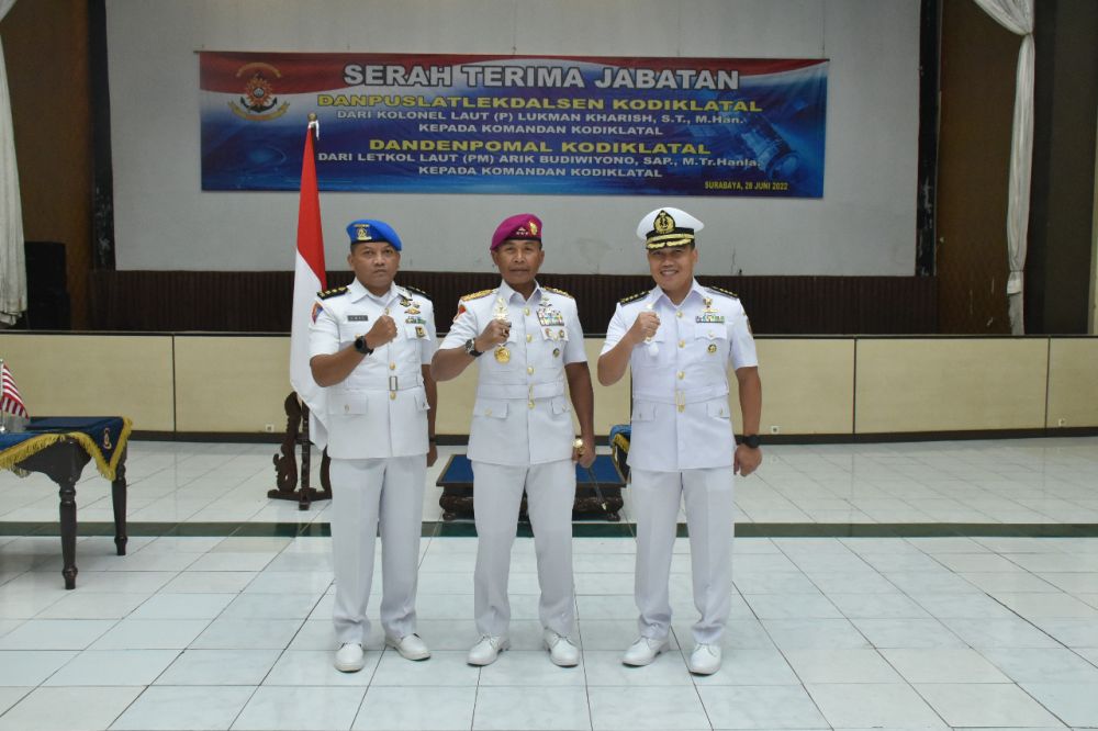 Dankodiklatal Letjen TNI Marinir Suhartono saat pimpin Sertijab