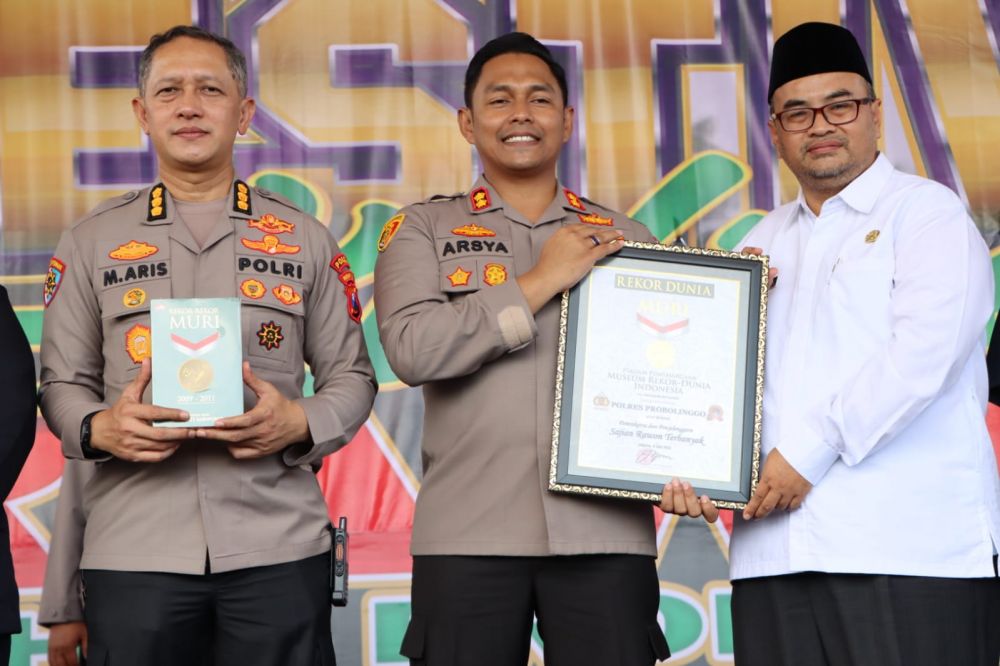 Polres Probolinggo raih rekor Muri di HUT Bhayangkara ke-76