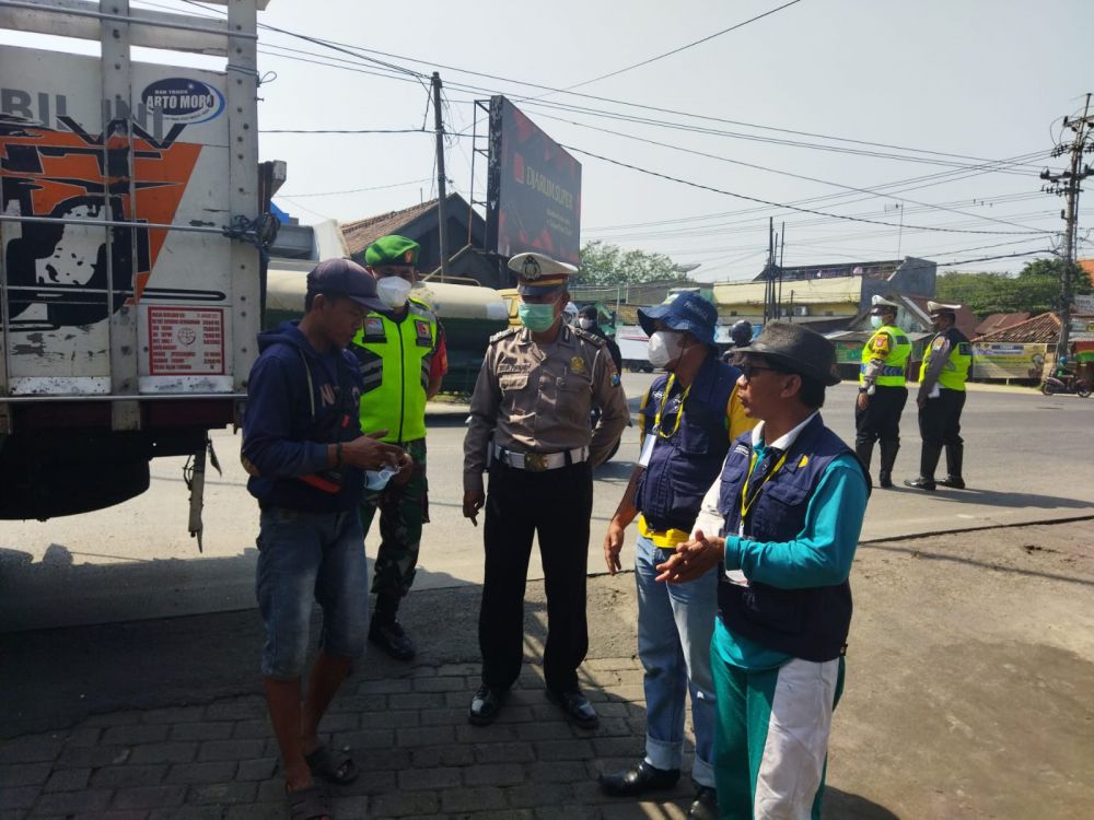 Demi Antisipasi PMK, Kendaraan Tanpa Surat Lengkap Angkut Hewan Ternak di Putar Balik