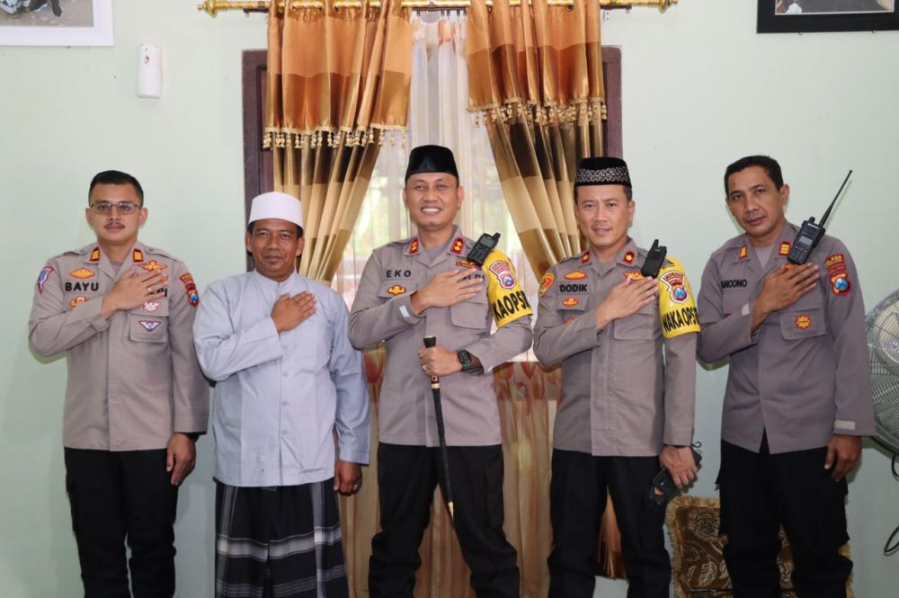 Kapolres Tulungagung AKBP Eko Hartanto silaturahmi ke Ponpes Darul Ahwan