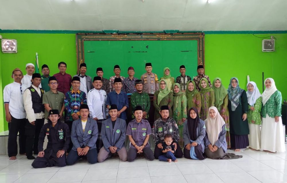 Foto bersama Kapolres dalam acara silahturahmi kamtibmas bersama tokoh agama Sumedang.