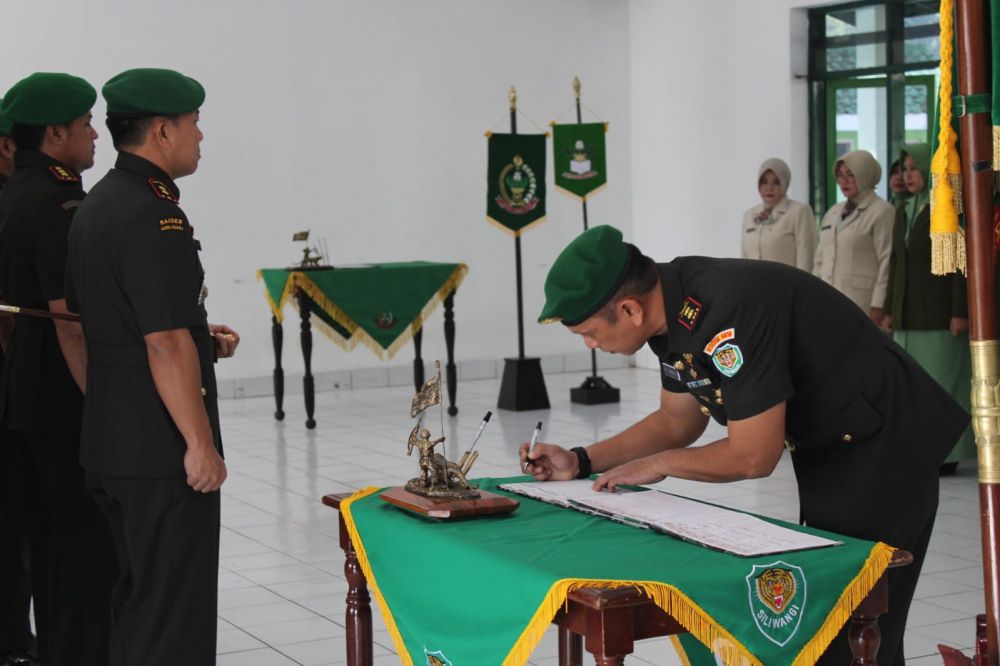Saat acara serah terima jabatan Dandim 0610 Sumedang berlangsung.