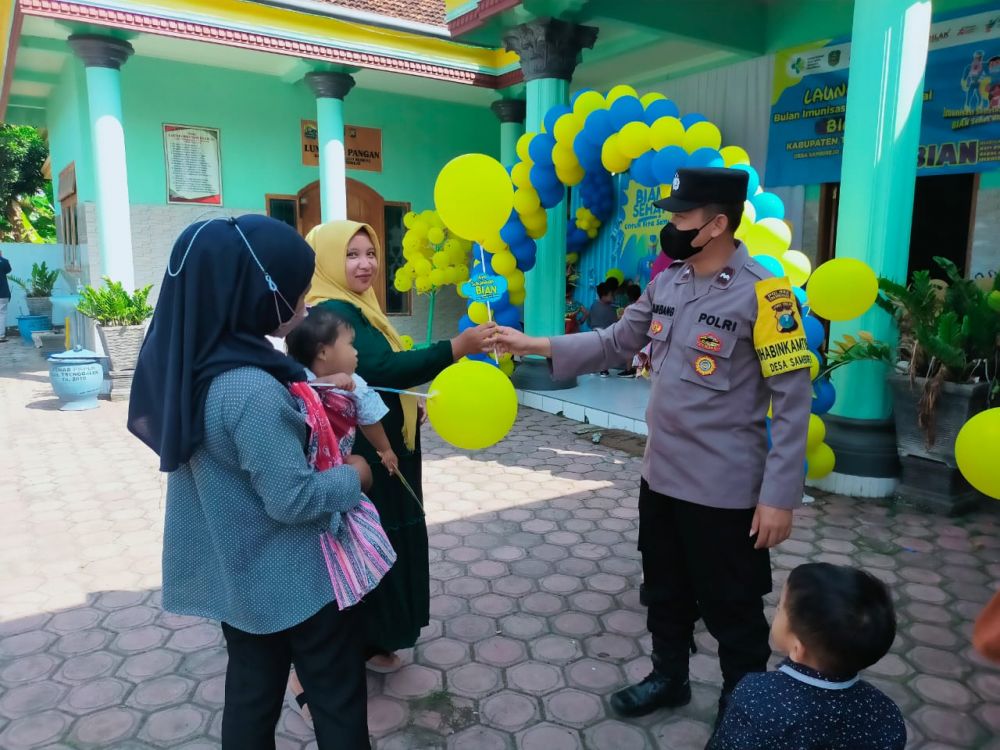 Polres Trenggalek bantu sosialisasi imunisasi Anak