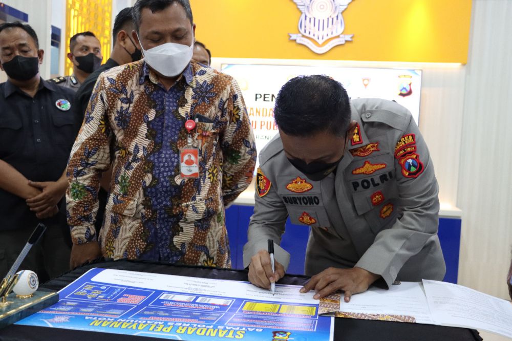 Kapolres Madiun AKBP Suryono saat lakukan MOU