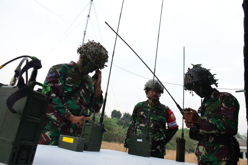 Deteksi Kekuatan Lawan, Satgasduk Komplek Siapkan Repeater di Daerah Musuh