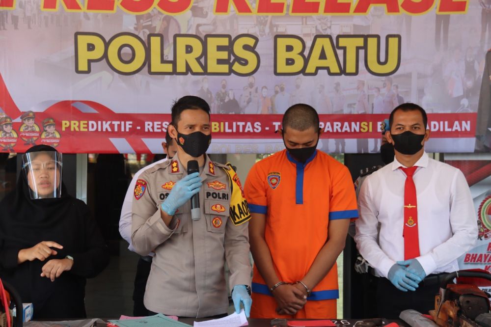 Satreskrim Polres Batu Amankan Pelaku Penggelapan 6 Mobil Rental