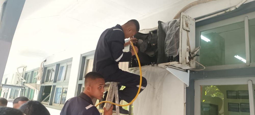 Pusdikte Kodiklatal Lattek siswa