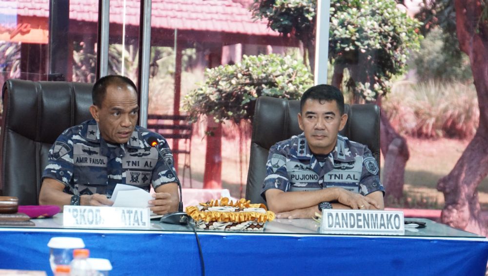 Itkodiklatal Brigjen TNI Marinir Amir Faisol saat memberikan keterangan