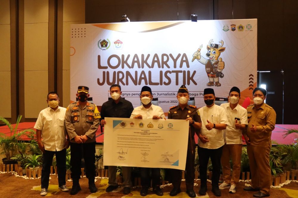 Kapolres Gresik AKBP Mochamad Nur Azis saat hadiri acara lokakarya jurnalistik