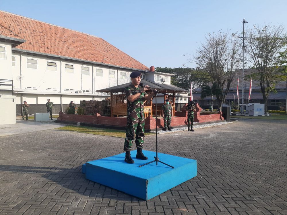 Dirum Kodiklatal Laksamana Pertama TNI Gatot Hariyanto