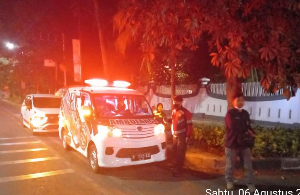 Aplikasi Jogo Malang Presisi, Dalam Sekejap Polisi Datang Berikan Pertolongan