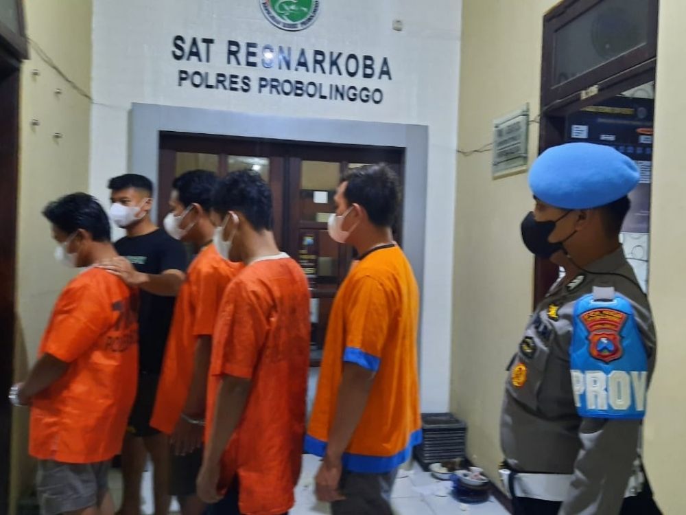 Satresnarkoba Polres Probolinggo Tangkap 5 Pengedar Narkotika