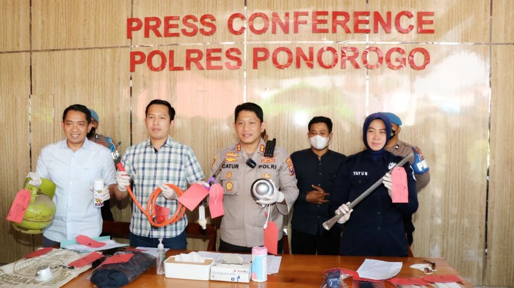 Polres Ponorogo amankan tersangka beserta barang buktinya 