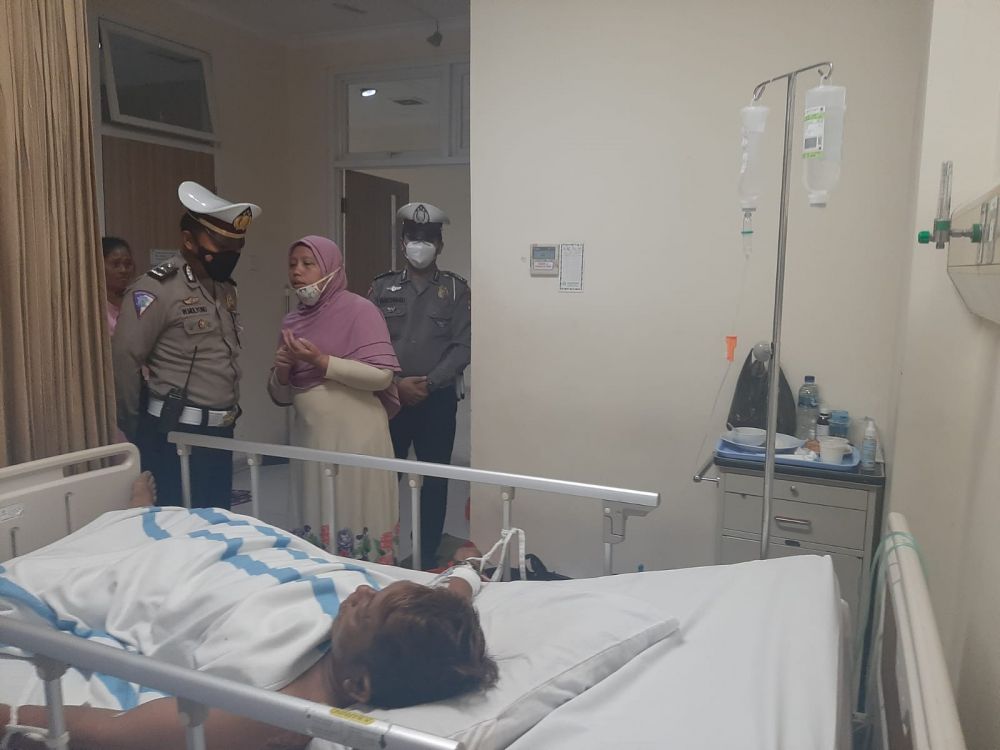 Satlantas Polres Gresik anjangsana korban lakalantas