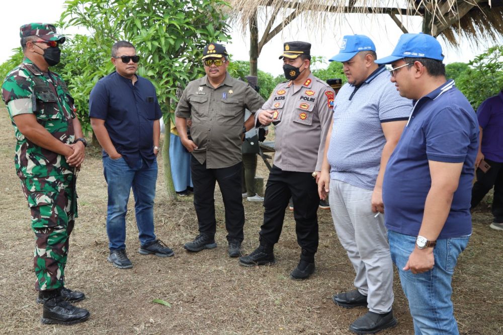 Kapolres Gresik AKBP Mochamad Nur Azis bersama Forkopimda lakukan persiapan kedatangan Presiden RI 