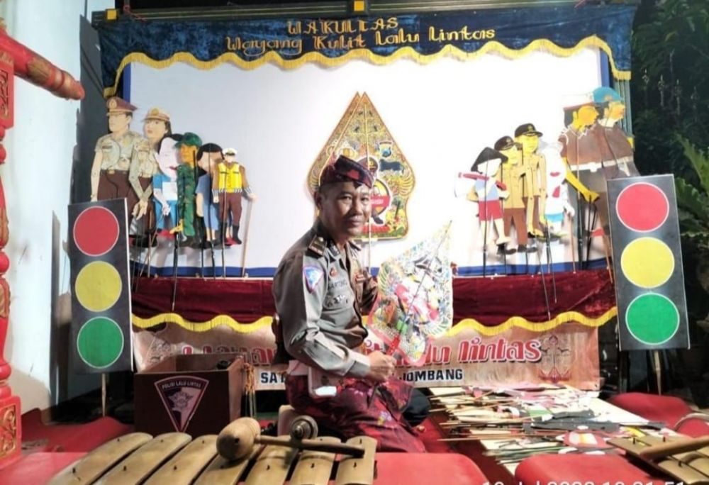 Iptu Sartono Kaurbinops Satlantas Polres Jombang