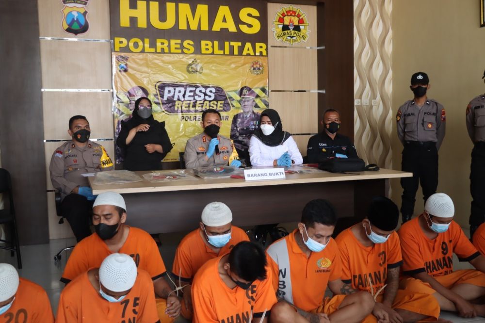 Polres Blitar Ungkap 7 Kasus Curanmor dan Amankan 13 Tersangka