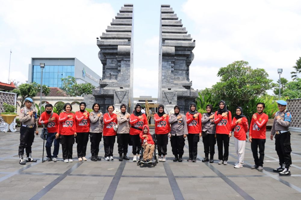 Peringati hari Polwan, penyandang Disabilitas diajak ke ziarah makam Bung Karno