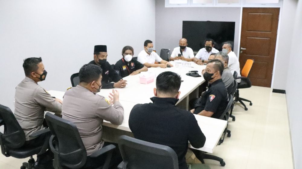 Pengurus perguruan pencak silat silaturahmi ke Polres Gresik