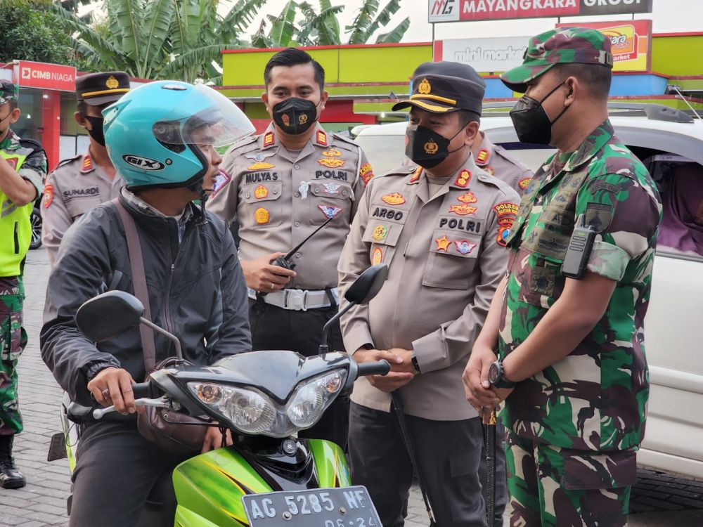 Pastikan Stok BBM Aman, Kapolres Blitar Kota Cek 3 SPBU