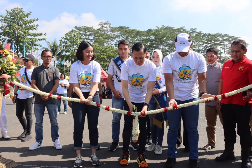 Kapolres Malang AKBP Ferli Hidayat saat peresmian Pos Polisi Mobile dan Mobil Gemar