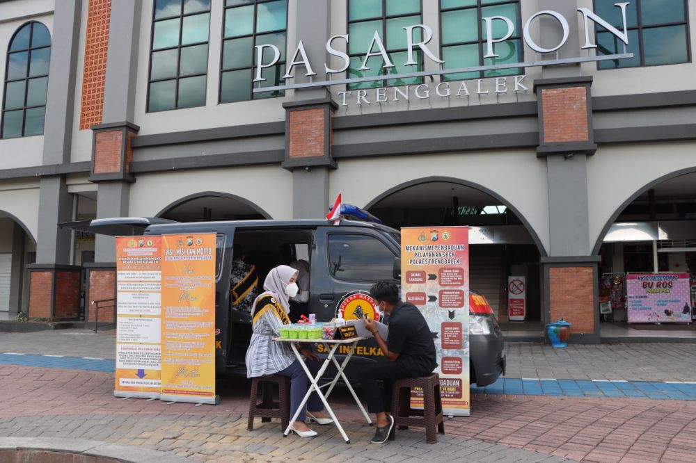 Polres Trenggalek sediakan mobil SKCK keliling 