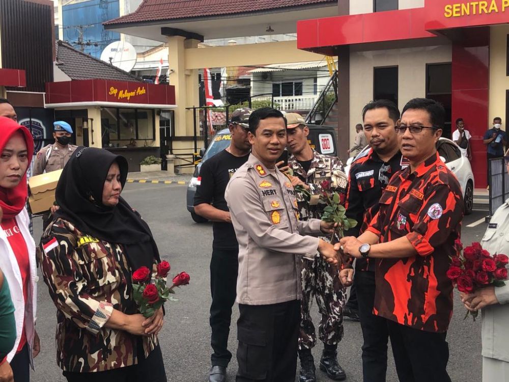 Ormas Pemuda Pancasila berikan support ke Mako Polres Jember