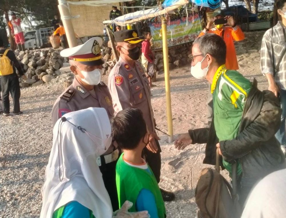 Polres Pelabuhan Tanjung Perak Surabaya gelar World Cleanup Day