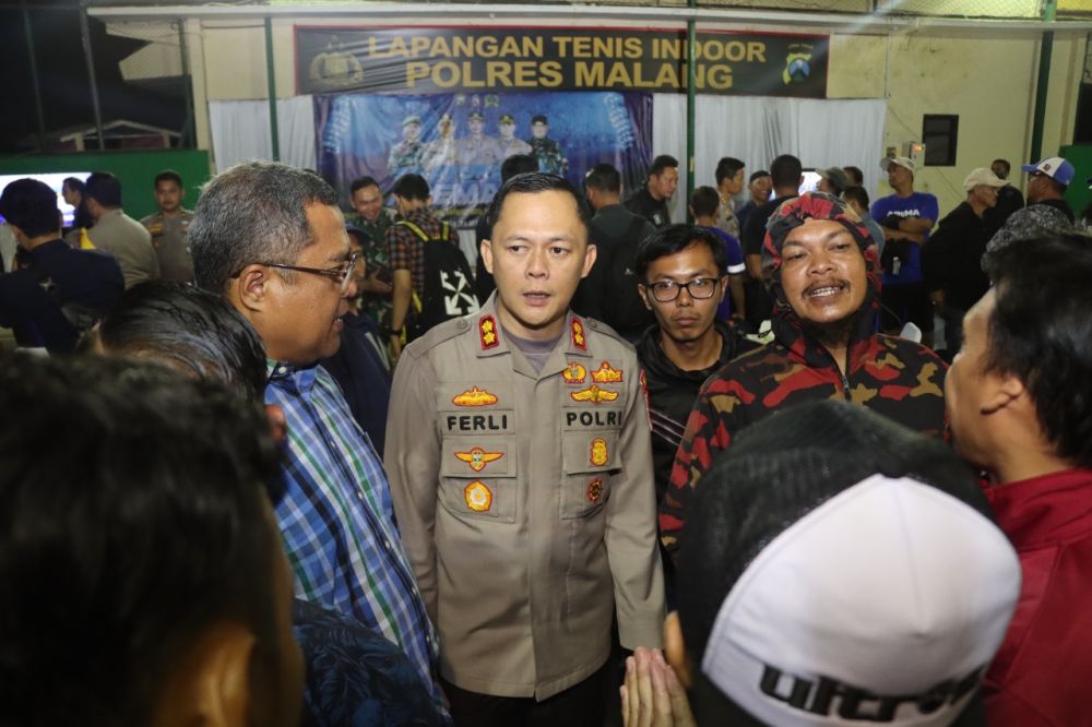 Kapolres Malang AKBP Ferli Hidayat silaturahmi dengan stakeholder jelang laga Arema FC