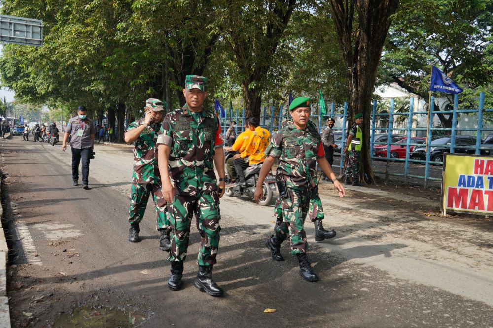Danrem 084/BJ Brigjen TNI Terry Tresna Purnama saat tinjau lokasi