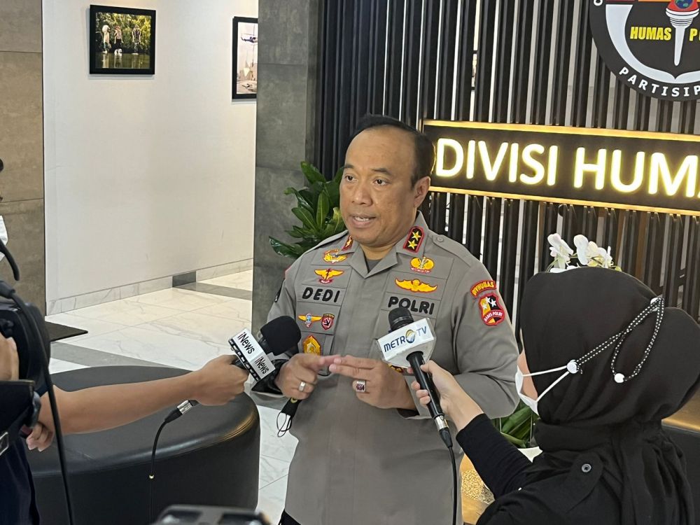 Kadiv Humas Polri Irjen Pol Dedi Prasetyo saat memberikan keterangan